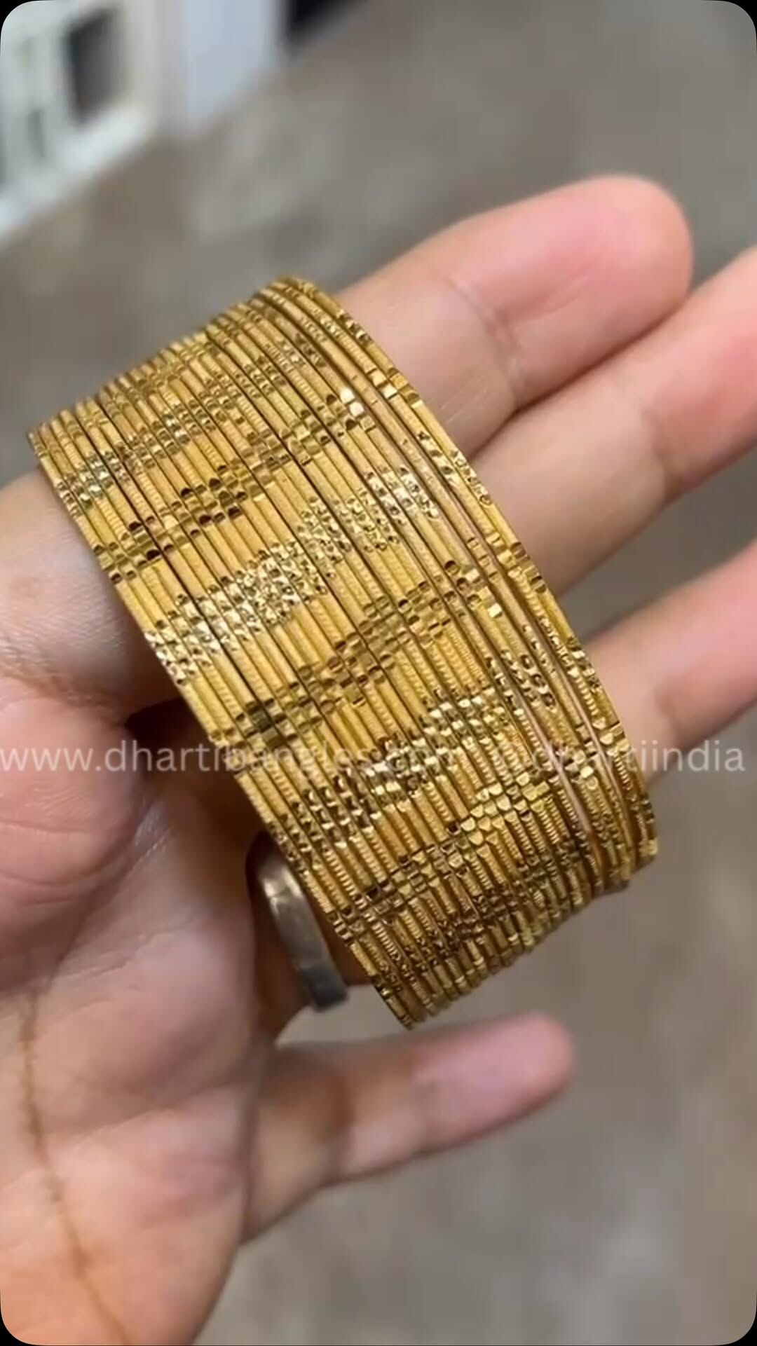IMITATION BANGLES video 1